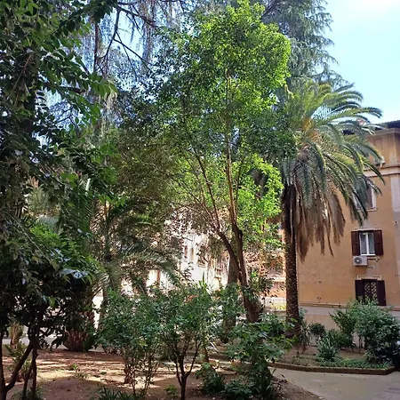 Apartmán Trastevere St Rolli 15 *
